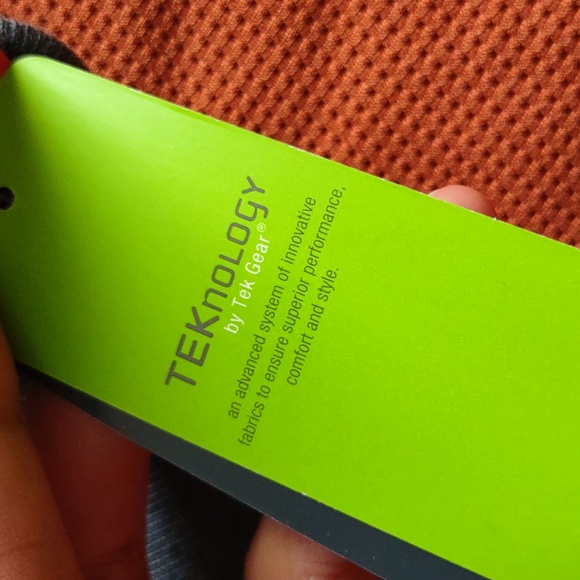 NWT Tek Gear XL Warmtek Performance Long Sleeve Color Block Thermal Shirt - Picture 12 of 15